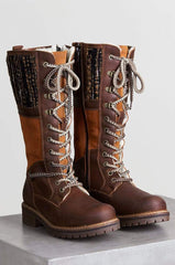 Snygga långa stövlar med låg klack för kvinnor