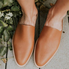 Fashion   Versatile Pointed Flat Shoes