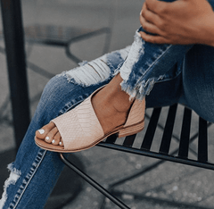 Women Leather   Flat Heel Patchwork Sandals