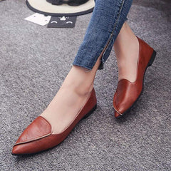 Plain  Flat  Point Toe  Date Comfort Flats