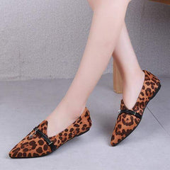 Leopard-Tip Point Flats