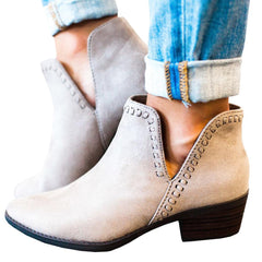 Modenya Deep V Middle Boots 