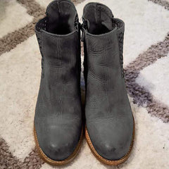 Snygga höststövlar med mellanklack ihåliga snidade kvinnor