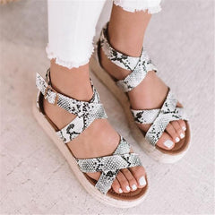 Mode sandaler med halmkil 