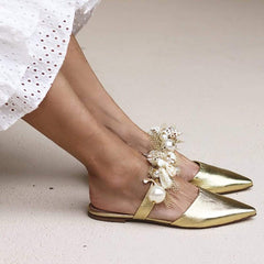 Leisure Holiday Breeze Featuring Point-Headed Flat-Bottomed Sandals