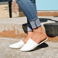 Fashion Wild   Casual Point Flat Shoes