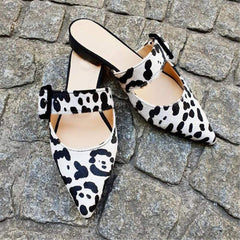 Women's Wild Buckle Pointed   Flats