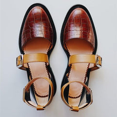 Comfortable Flat Bottom Round Hollow Color Matching Sandals