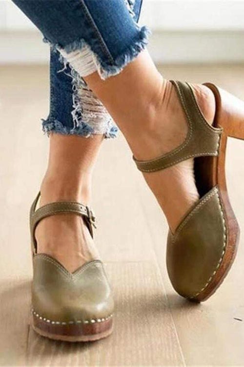 Mode Retro Runt Huvud Med Sandaler 