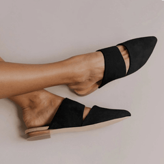 Chic Pointed Toed Printed Hollow Flat Sandal