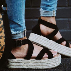 Mode sandaler med halmkil 