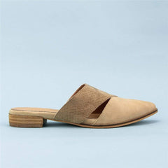 Mode Retro mångsidiga spetsiga platta skor 