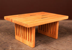 beauty-shot: Kingpin Coffee Table
