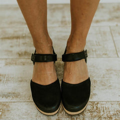 2019 Round Toed Plain Thicken Sole Buckle Sandal