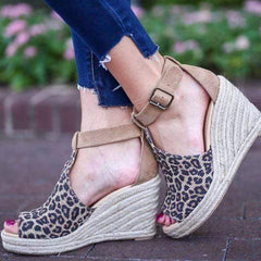 Fashion versatile leopard wedge sandals